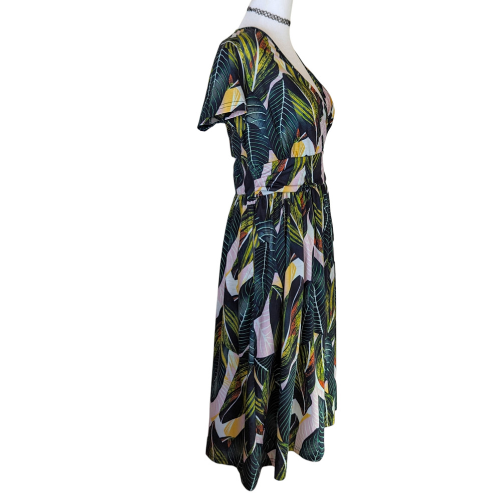 Ouges Green Tropical Leaf Patterned Faux Wrap Kne… - image 4